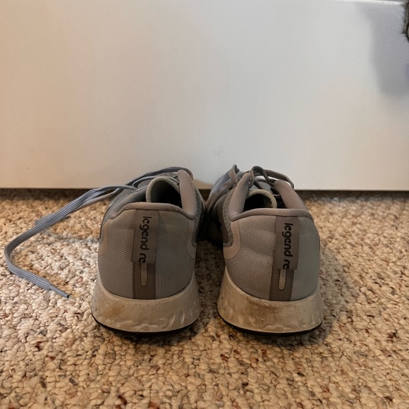 Nike Women’s React Sneakers - Picture 3 of 4